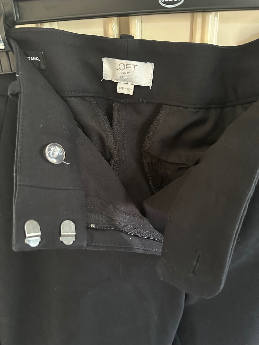 LOFT Black Women's Dress Pants - Straight Fit - Picture 3 of 6